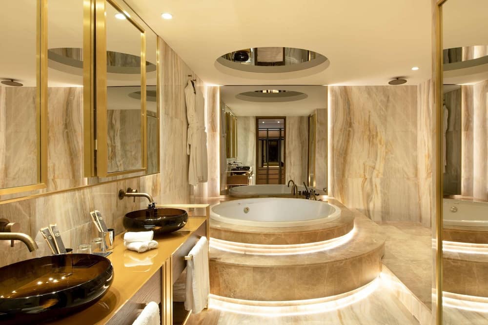 ソフィテル アテネ エアポート ホテル 写真