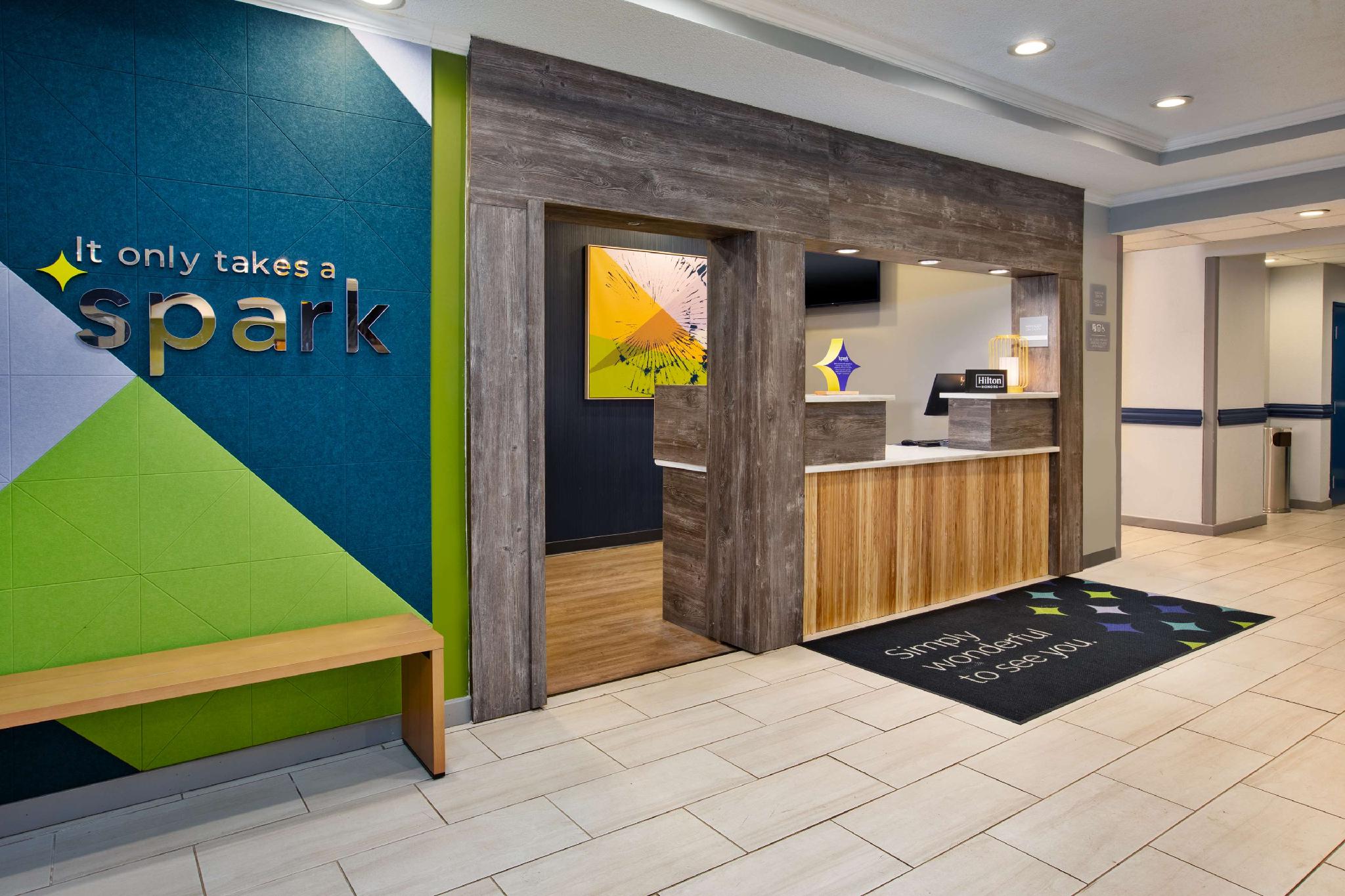 Spark by Hilton Walker Grand Rapids North 写真
