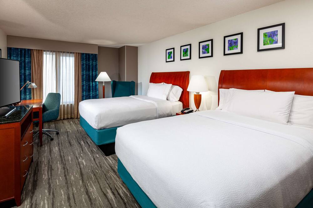 ヒルトン ガーデン イン シカゴ オヘア エアポート ホテル 写真