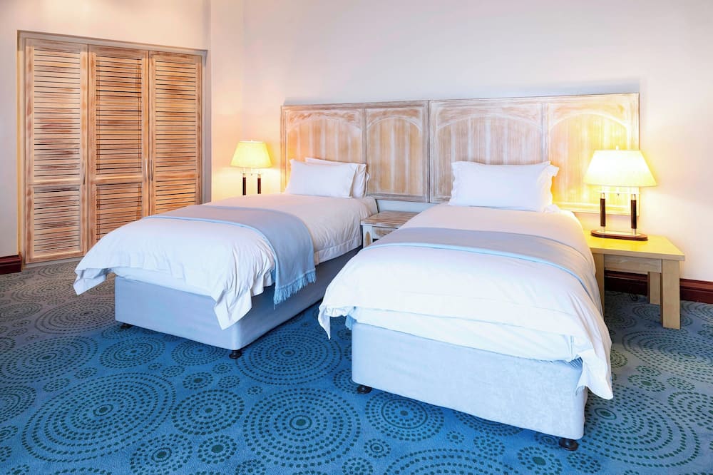 プロテア ホテル ウォルビス ベイ ペリカン ベイ 写真