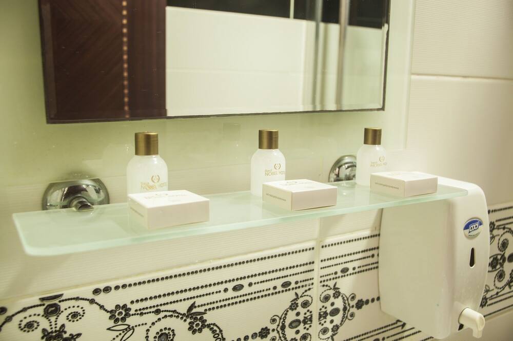 ベスト ノーベル ホテル 写真