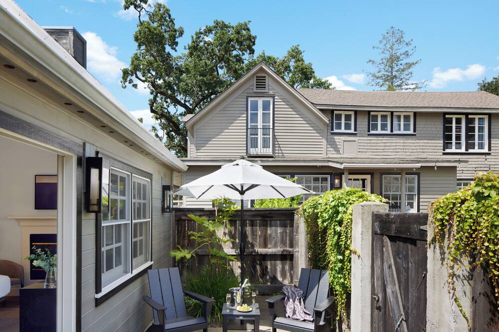 Lavender, A Four Sisters Inn 写真