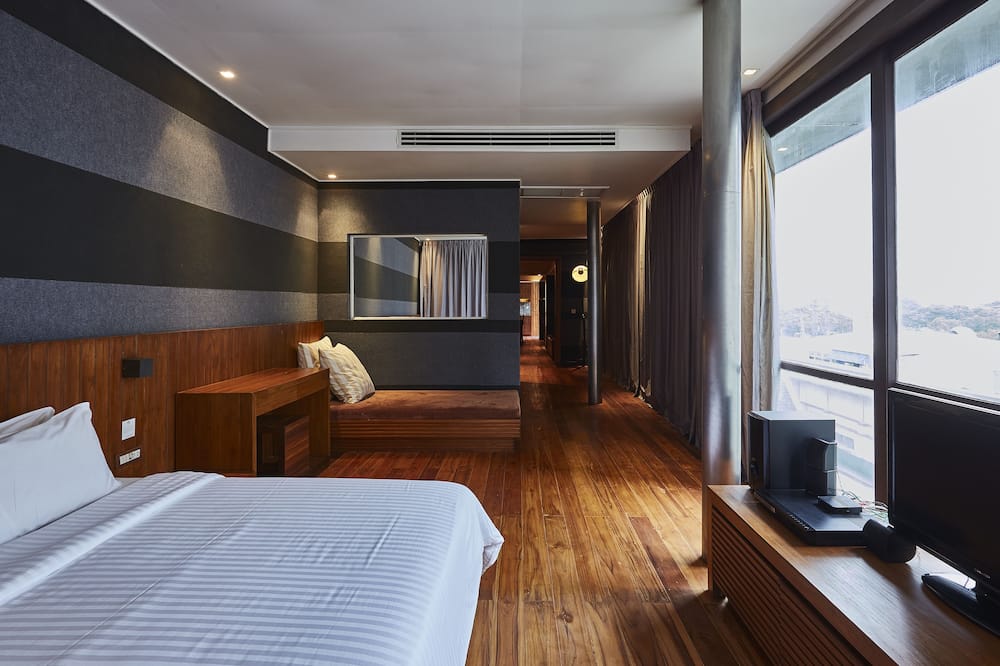 ラックス ラングスアン ホテル 写真