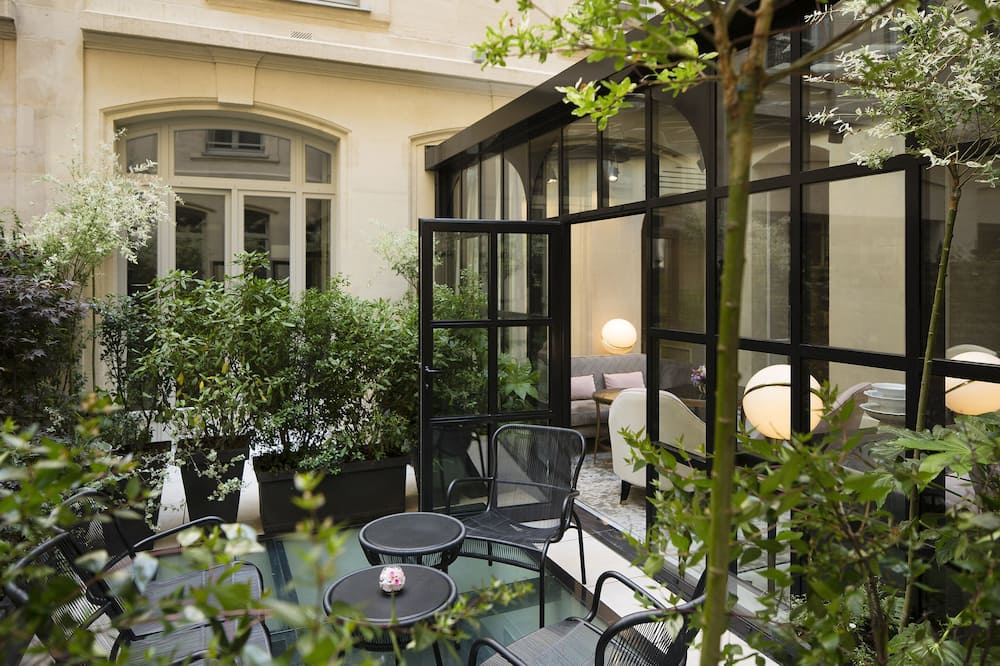 ル ナルシス ブラン 写真