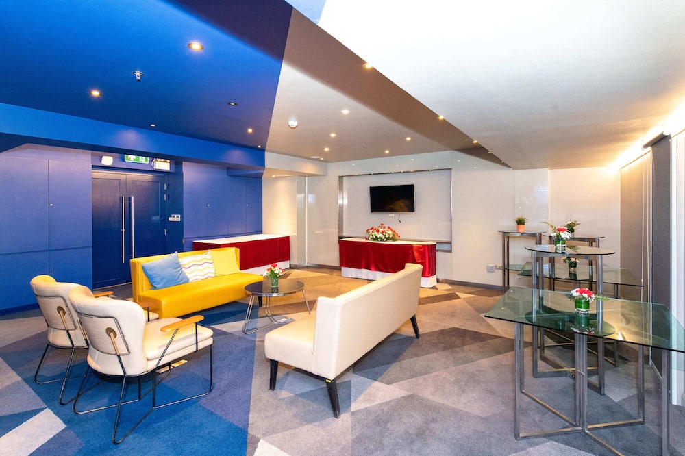 ティニディートレンディバンコクカオサン 写真