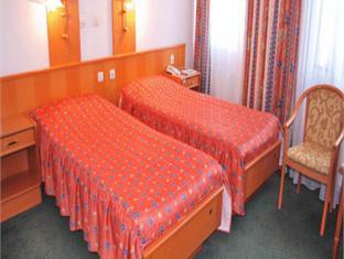 トランスホテル 写真