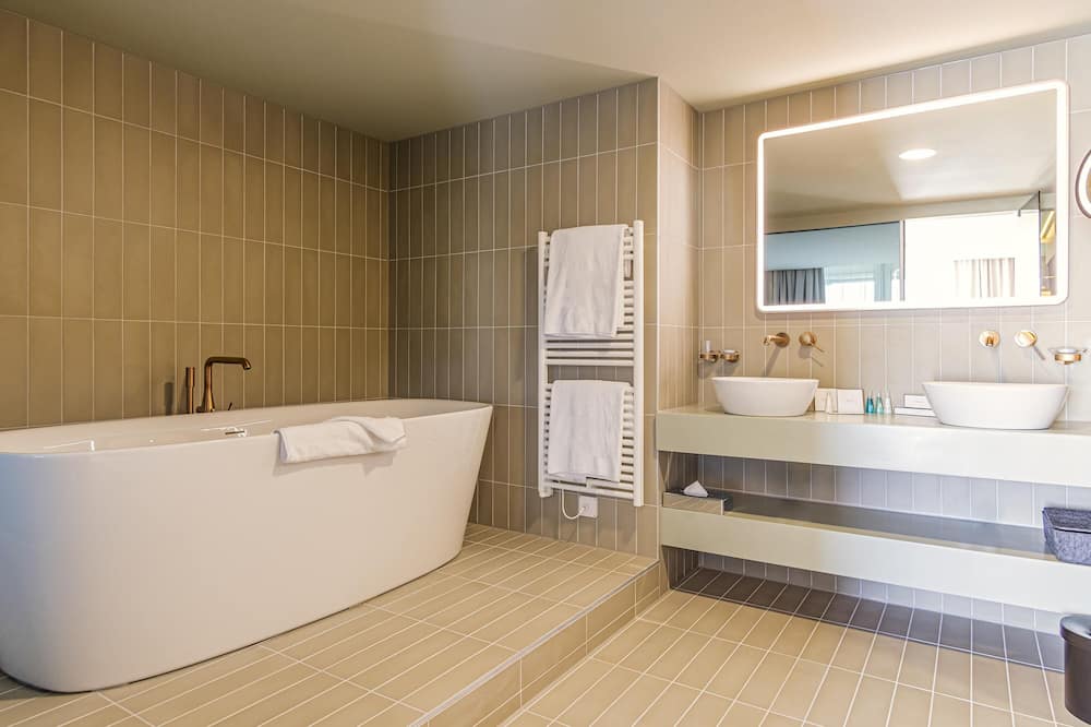 スイステル クルザール ベルン 写真