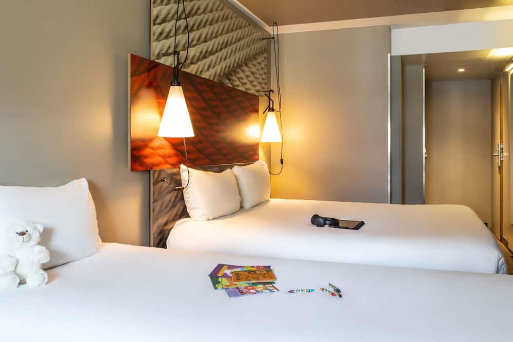 イビス パリ ガール デュ ノール ラファイエット 10区 写真