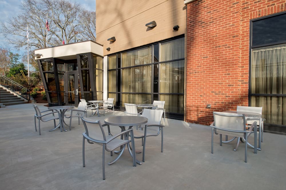 ホテル インディゴ アトランタ エアポート カレッジ パーク バイ IHG 写真