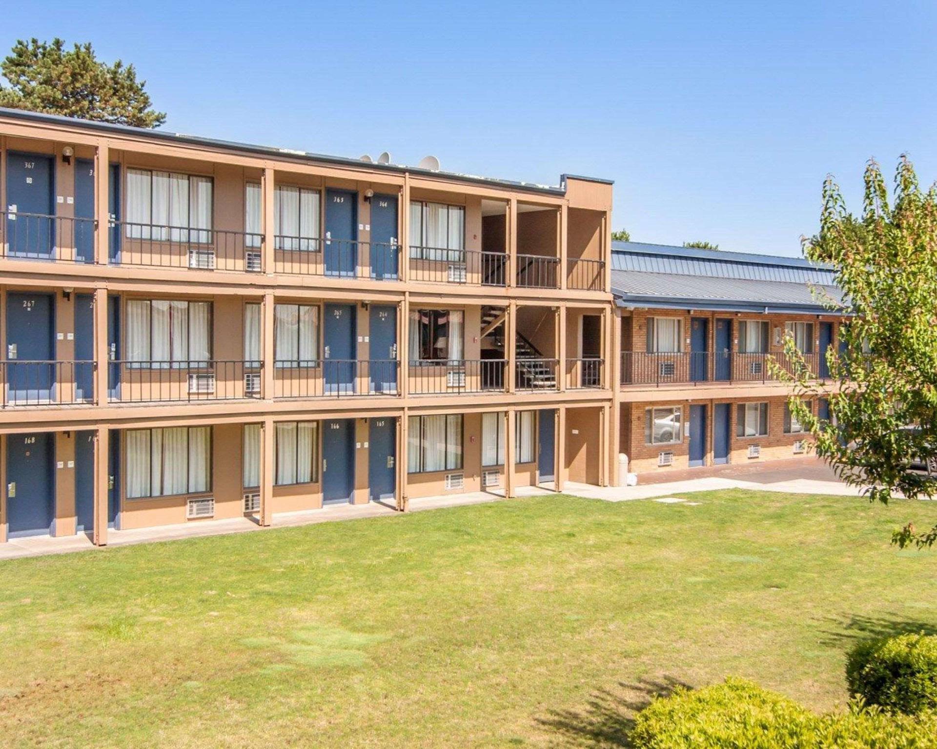 ロードウェイ イン アット ポートランド エアポート 写真