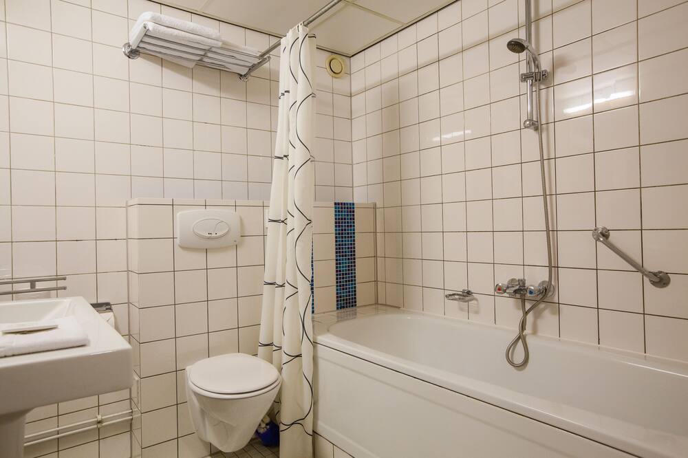 ロー ホテル 写真