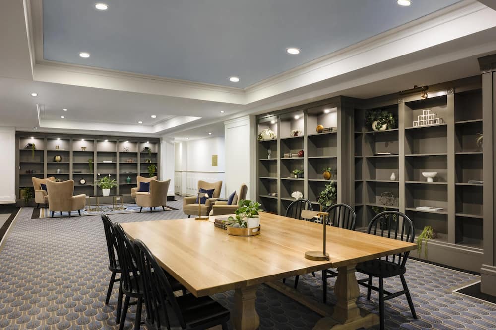 アディーナ アパートメント ホテル ブリスベン アンザック スクエア 写真