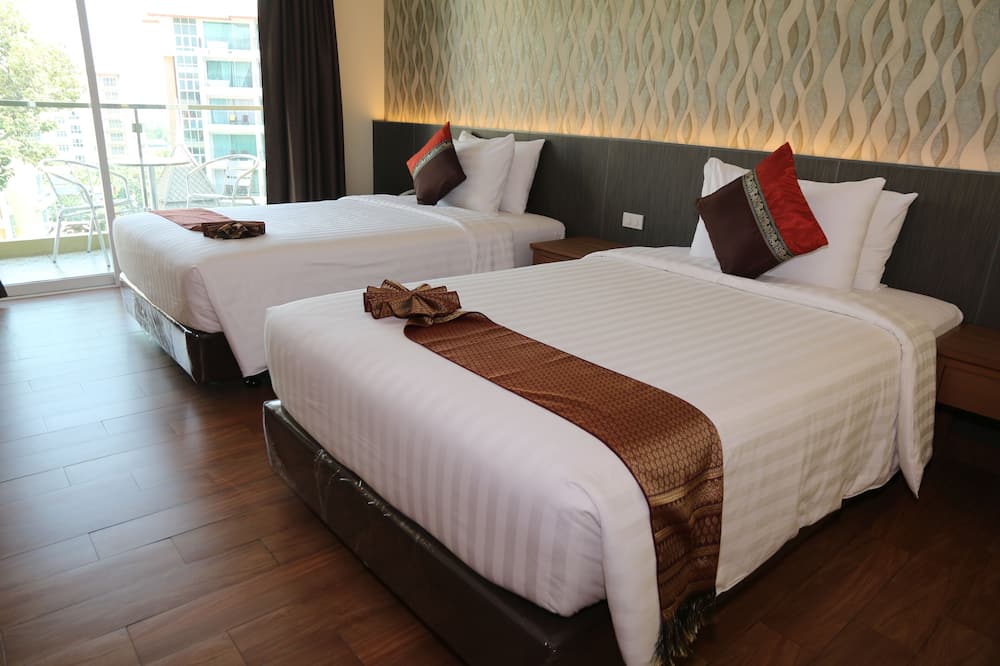 クリスタル パレス ラグジュアリー ホテル パタヤ 写真