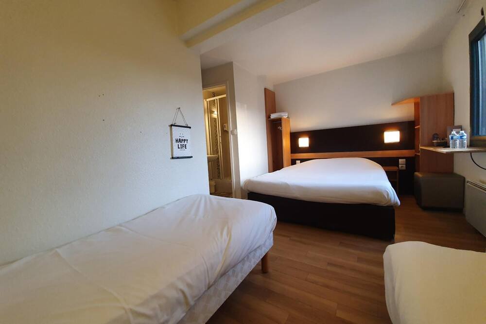 オテル イン デザイン シャルトル レスト ノボ 写真