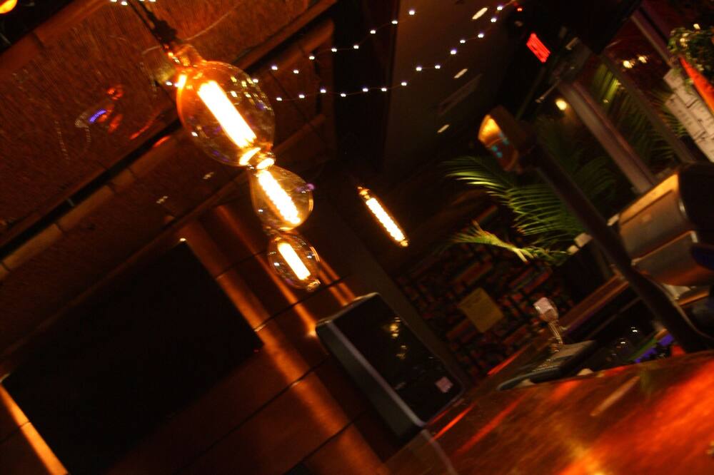 ジ エンプレス ホテル & アダルト ナイトクラブ 写真