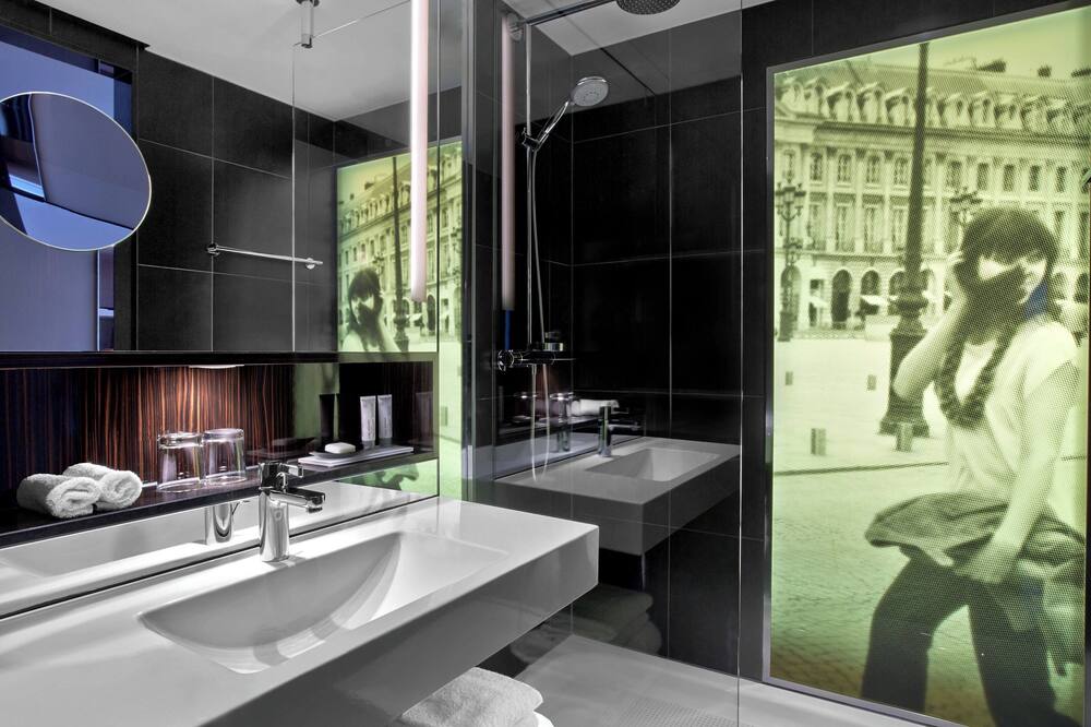 ル メリディアン パリ アルク ド トリオンフ 写真