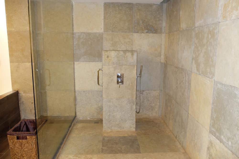 アシャ プレミア スイート 写真