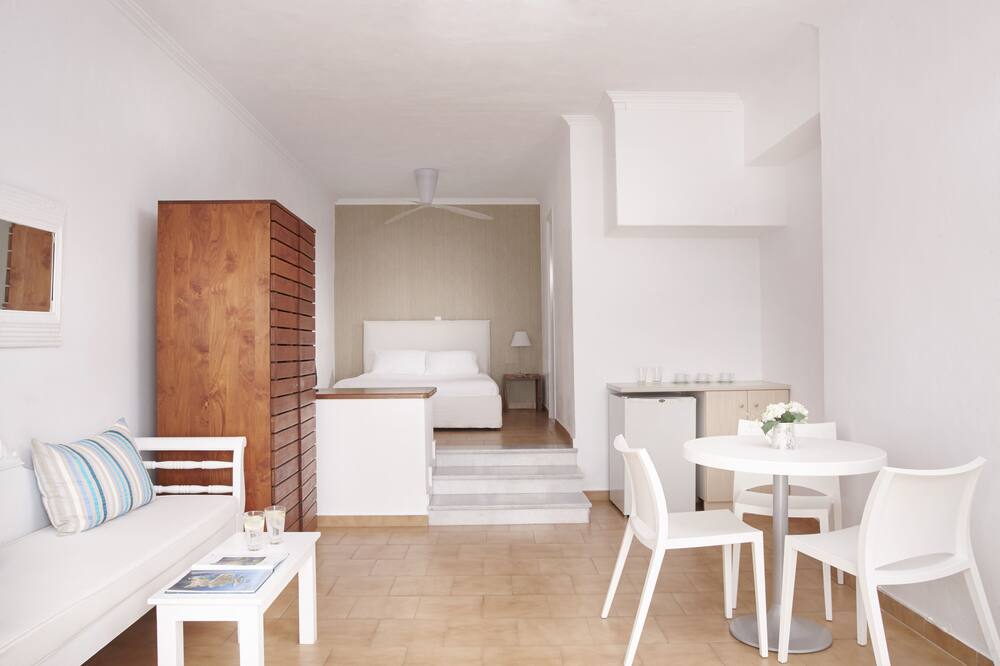 マノス スモール ワールド ホテル 写真