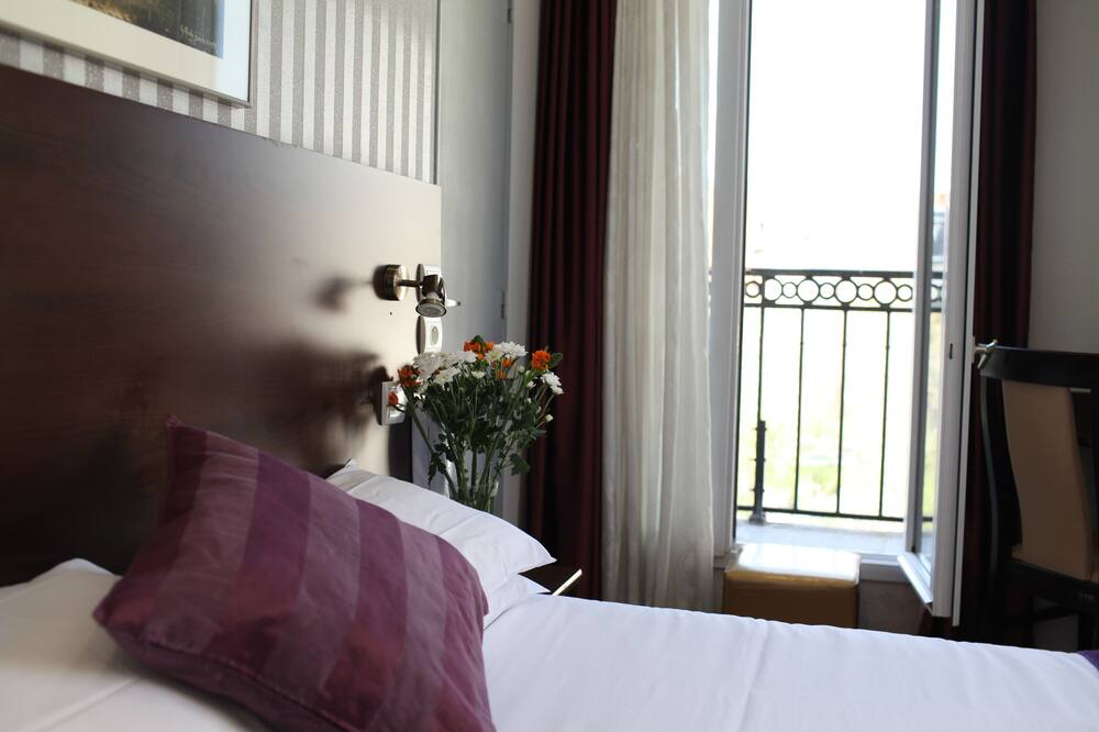 アラーヌ ホテル 写真