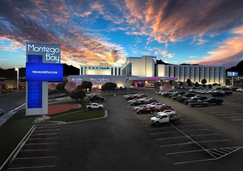 Montego Bay Resort Casino by Peppermill Resorts 写真