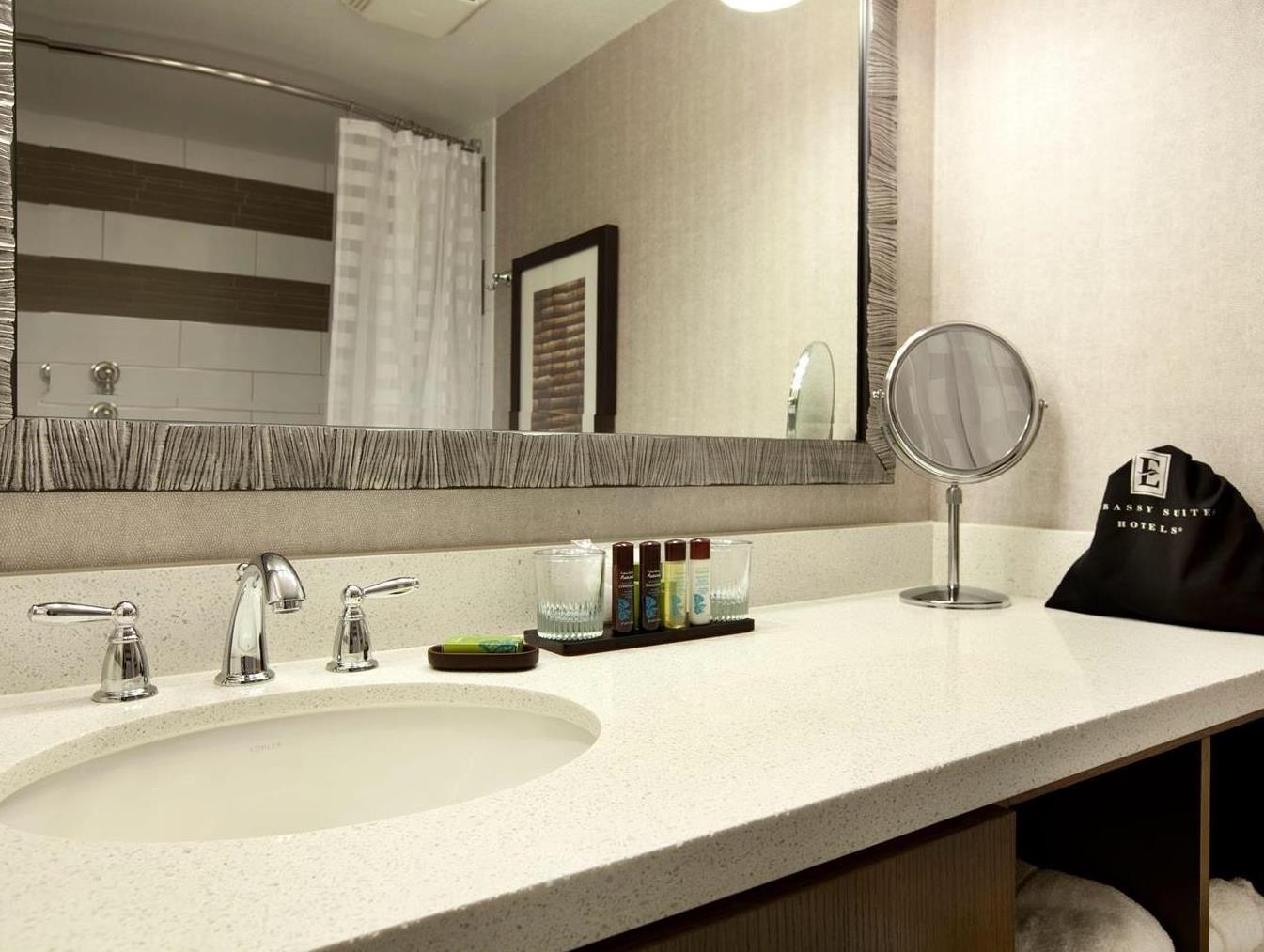 エンバシー スイーツ バイ ヒルトン ナパ バレー 写真