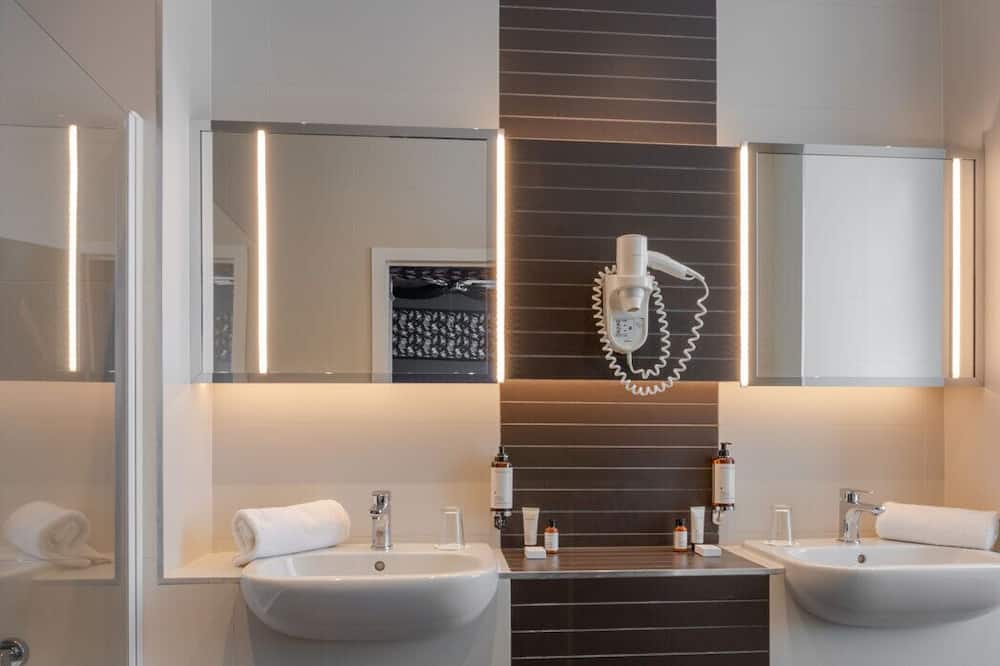 クレイブス ホテル 写真