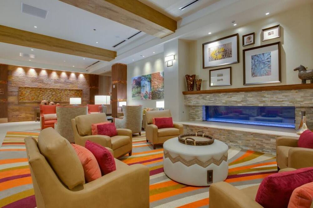 クリフ キャッスル カジノ ホテル 写真