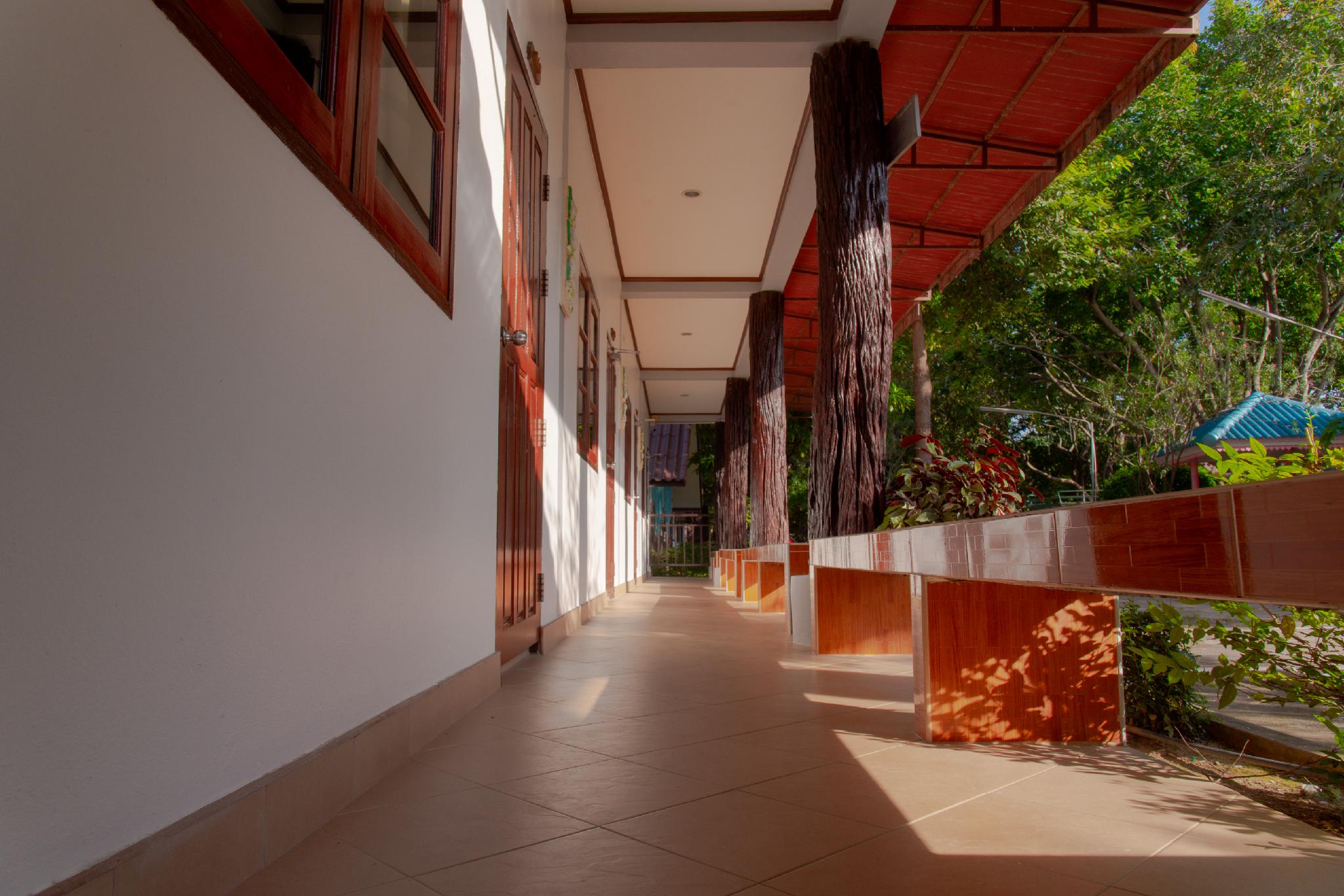 マイヤイ リゾート ビッグ ツリー 写真