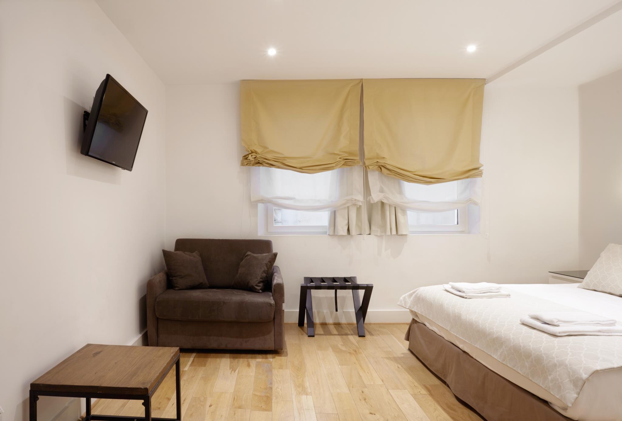 アパルトマン デュ ルーヴル 写真