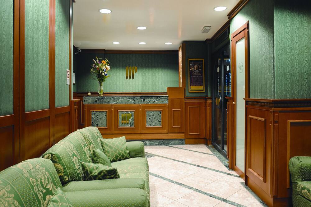 ホテル パトリア 写真