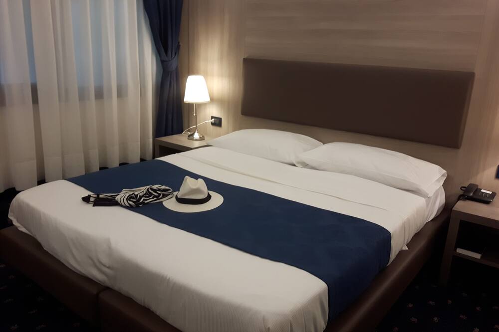 ホテル ロベルタ 写真