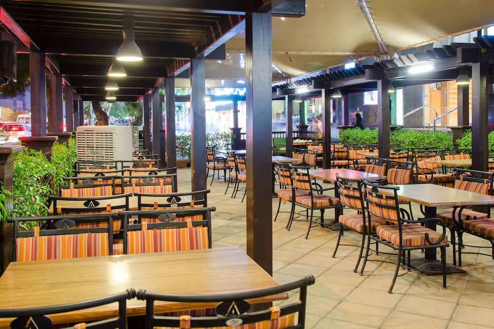 アベニュー ホテル 写真