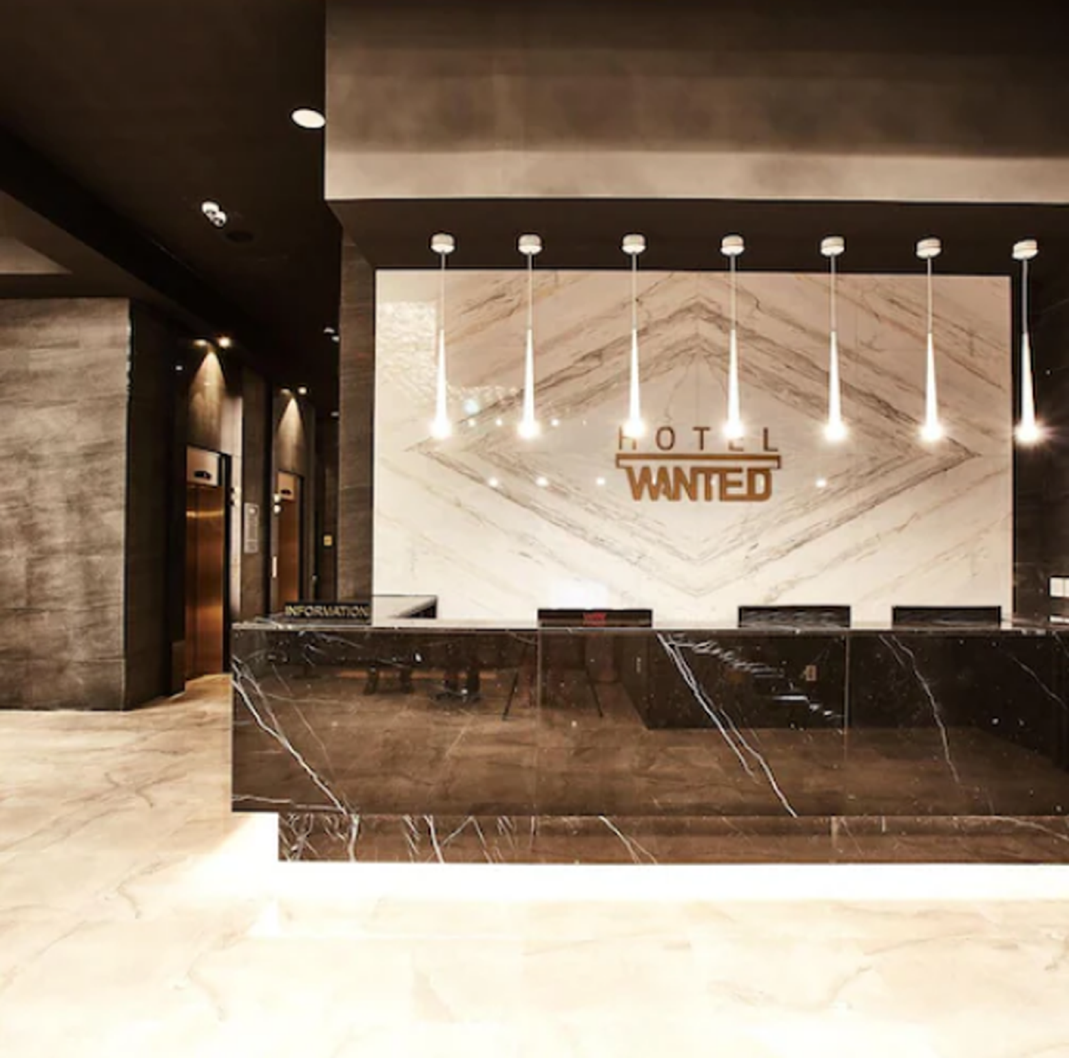 ホテル ウォンテッド 写真