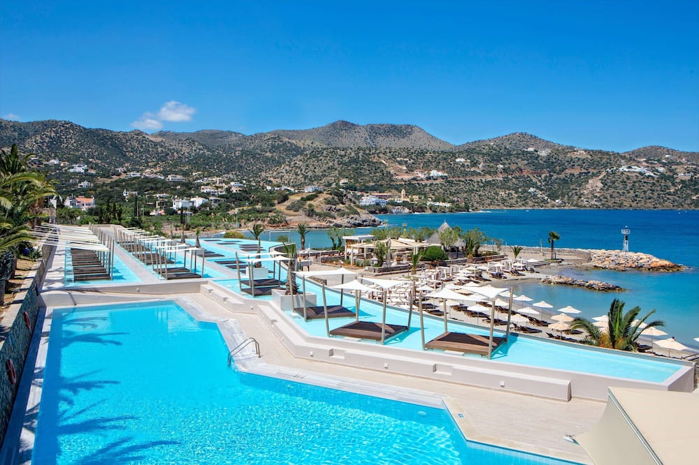 ゼウス エレバ ミラベロ ベイ 写真