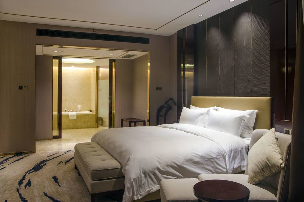 ラマダ恵州南 (惠州翡翠山華美達) 写真