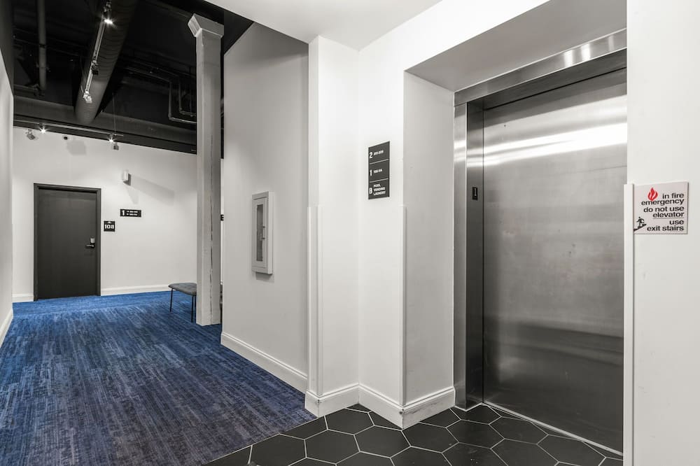 ザ ランブラー 写真