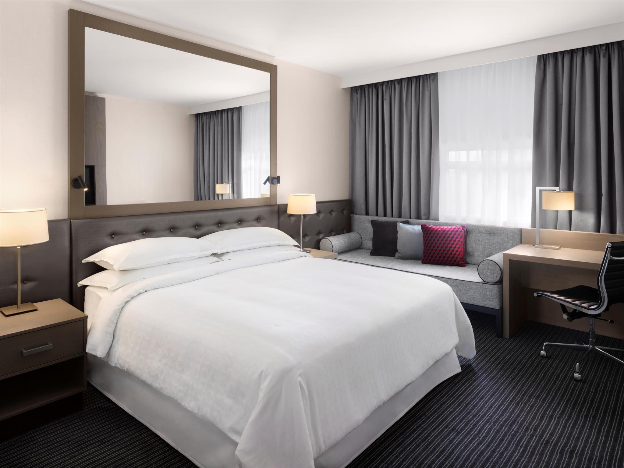 シェラトン ヒースロー ホテル 写真