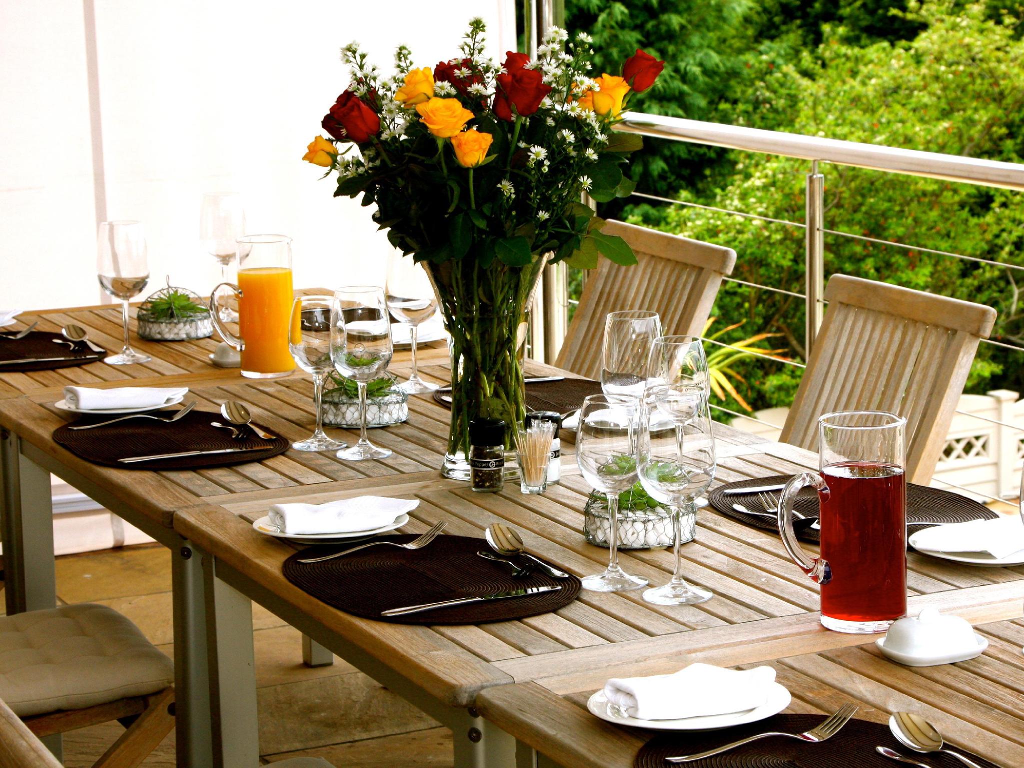 フォー パームス アコモデーション 写真