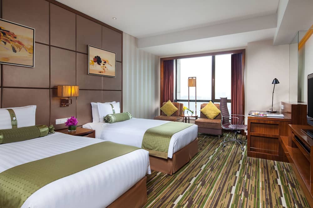 クラウンプラザ シャンハイ ジンシウ バイ IHG 写真