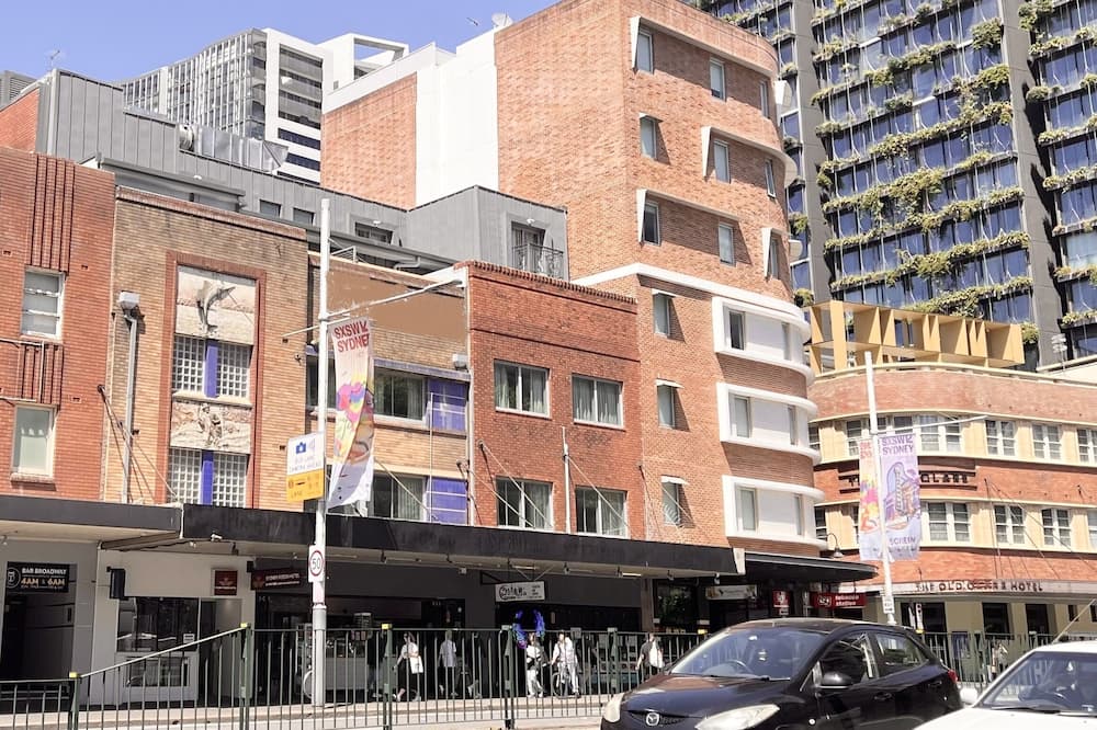 ポッシュ ホテル 写真