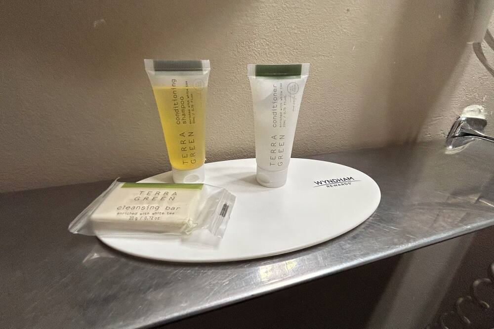 スーパー 8 バイ ウィンダム ギルマン 写真