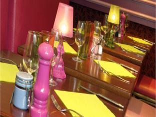 ホテル ドゥ フランス 写真