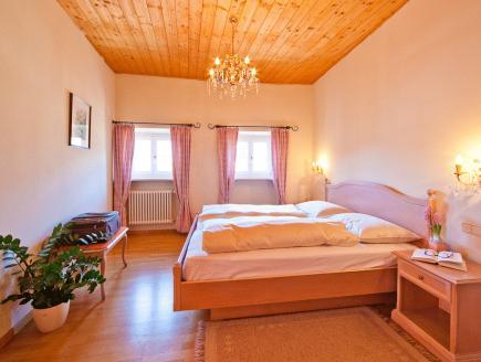 ホテル ティロル 写真