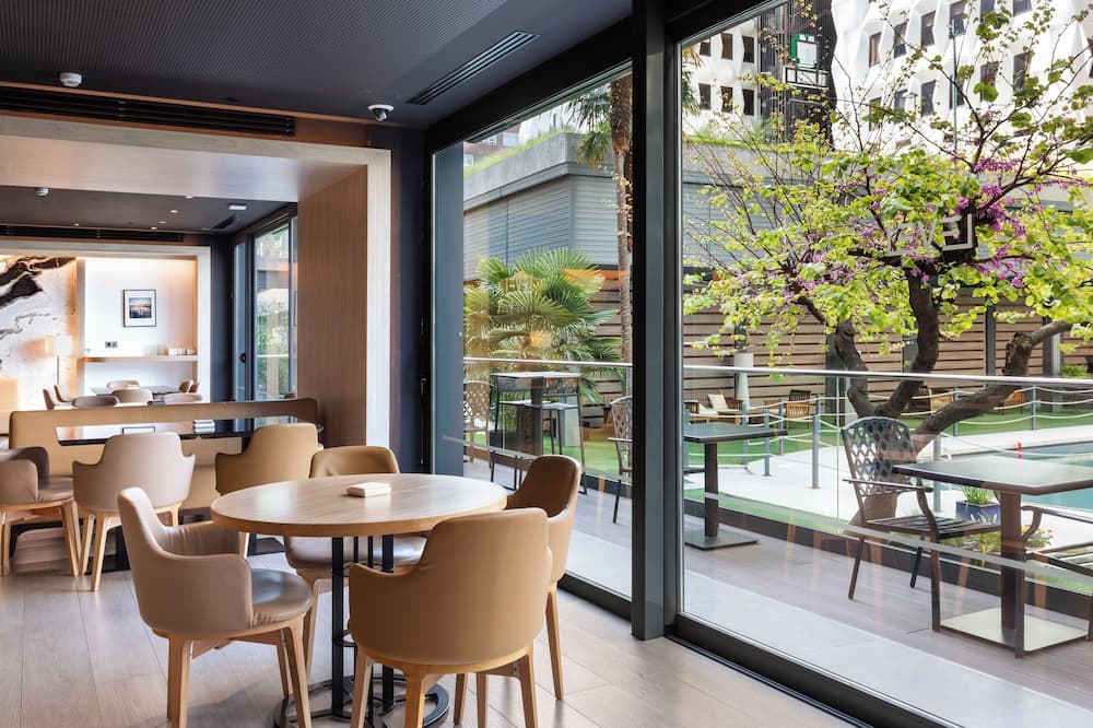 メリア カスティージャ 写真