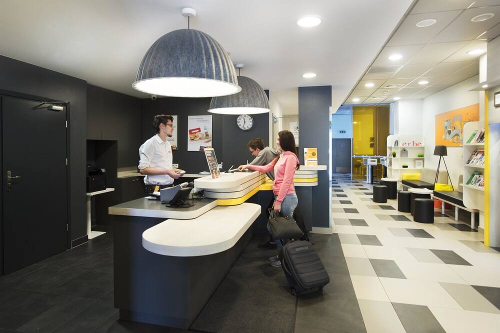 プルミエール クラス ワルシャワ セントラム 写真