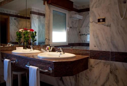 Zenit Dos Infantas 写真