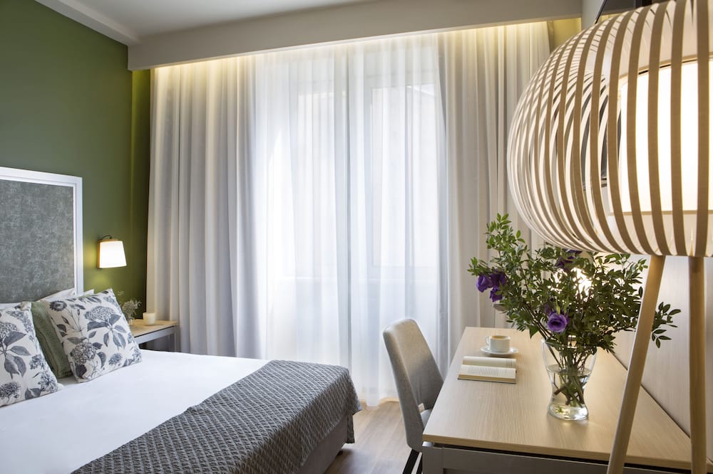 ゼウス エッセンス ブカレスト セントラル 写真