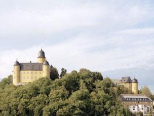 ホテル シュロス モンタバウアー 写真