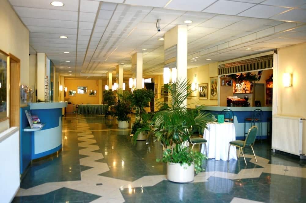 ホテル バラ ジュニア 写真