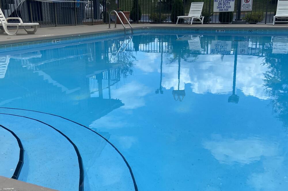 クオリティ イン クリントン - ローレンズ I-26 写真